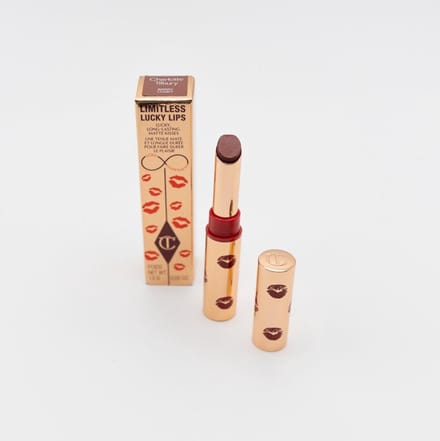 Charlotte Tilbury Limitness Lucky Lips Berry Lucky