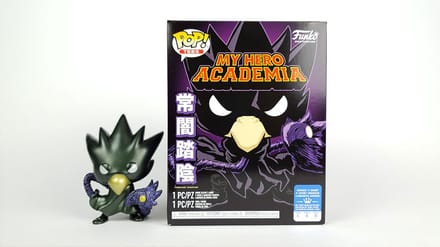 Funko Pop! & Tee Box: My Hero Academia - Fumikage Tokoyami #607 (Size M)