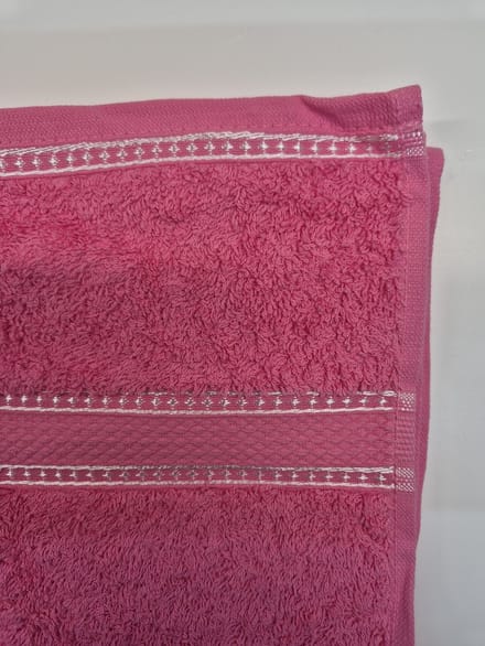 Luxe Handdoek - Roze - 50 x 100 cm