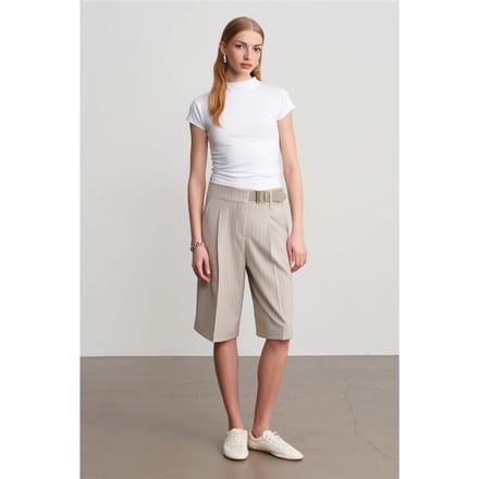 Hoogwaardige Gestreepte Tailored Shorts Met Riem