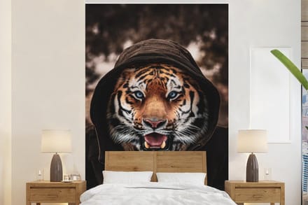 Behang - Fotobehang Tijger - Bos - Capuchon - Breedte 200 cm x hoogte 300 cm