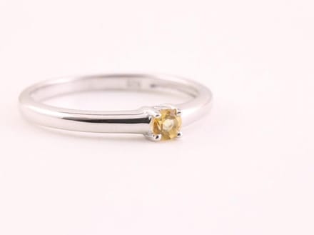 Fijne hoogglans zilveren ring met citrien - maat 17