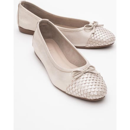 Copos Leren Strik Neus Ballerina