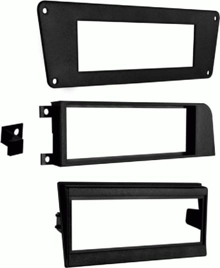 1-DIN radiopaneel Volvo 740/760/780/940/960 zwart (METRA)