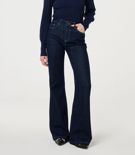 Vic Bootcut Jeans