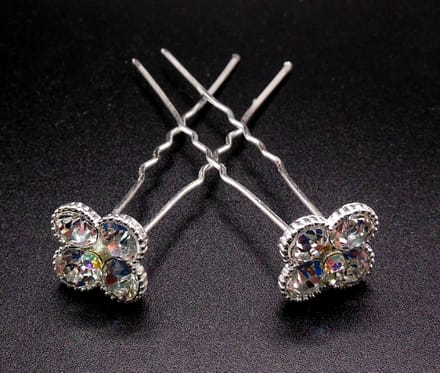 Haarpinnen 4 diamanten + kleine strass punt
