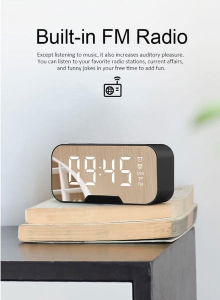 RADIO. Digitale bluetooth speaker, KLOK met wekker en radio, spiegel en TF ingang