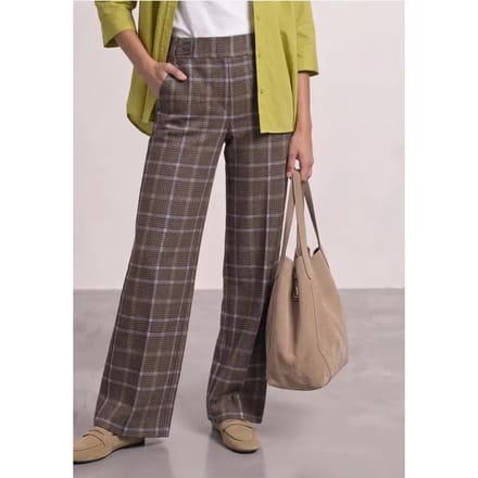 Wide Leg Velorus Hose in casual pasvorm