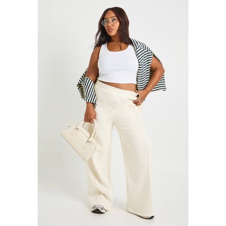 boohoo Dames Plus Core Basic jogger met pintuckdetail en rechte pijpen | Ecru | Maat: 16