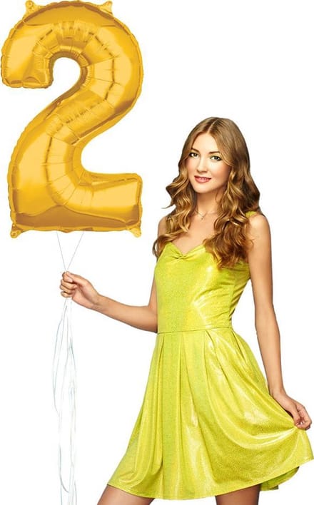 Inclusief helium ballon cijfer 2 gevuld goudkleurig.