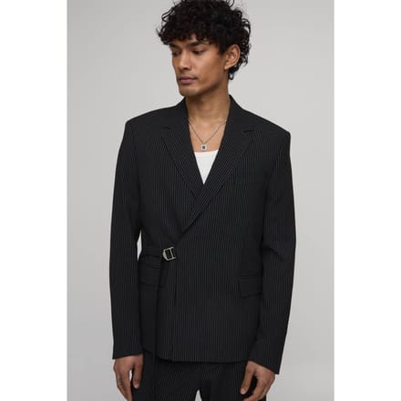 Krijtstreep Ontspannen Pasvorm Gesp Detail Wikkel Blazer | Black | Size 38