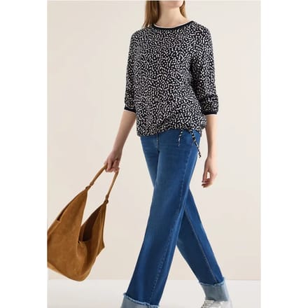 Gedessineerde blouse