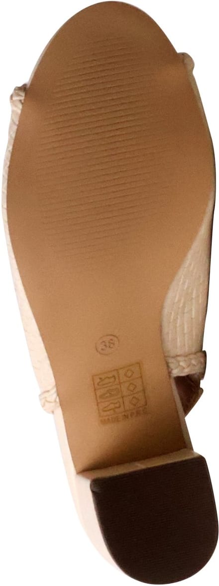 Supermodieuze pumps met hoge hak