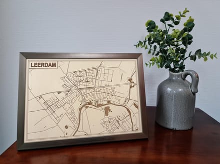 Decoratief Beeld - Houten Van Leerdam - Hout - Bekroned - Bruin - 21 X 30 Cm