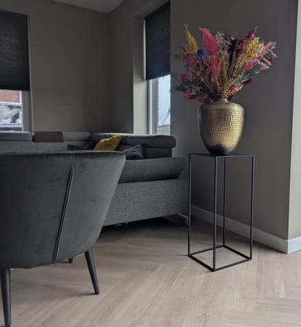 Zuil - 70 cm - metaal - mat zwart - sokkel - plantentafel