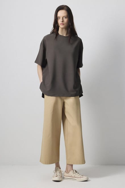 Touché Privé - Crepe T-shirt met korte mouwen - Khaki - Dames