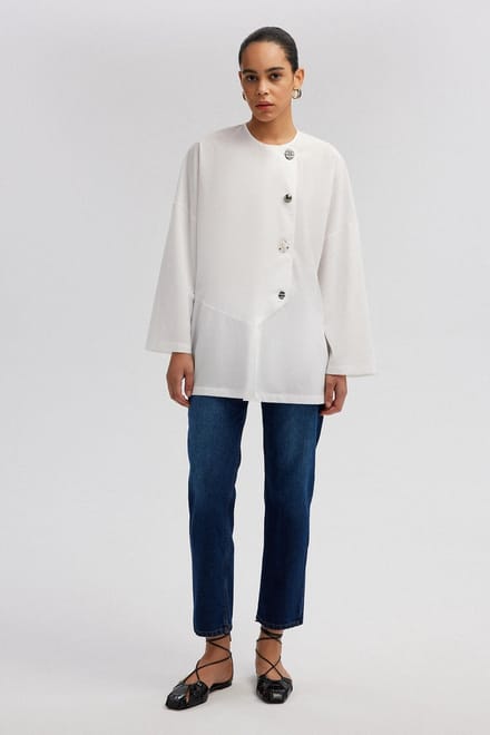 Touché Privé - Asymmetrisch overhemd met knoopdetail - Ecru - Dames