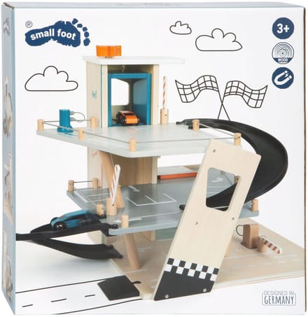 Small Foot - Wooden Garage Rally