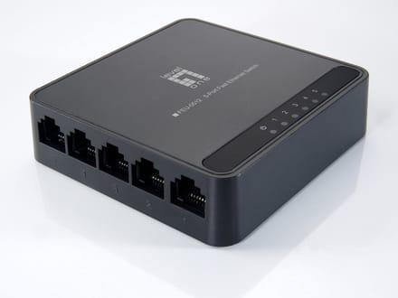 LevelOne FEU-0512 - Schakelaar - 5 ports - unmanaged