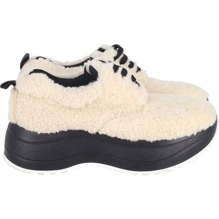 Celine Levering Schapenvacht Platform Sneakers in Crème Wol