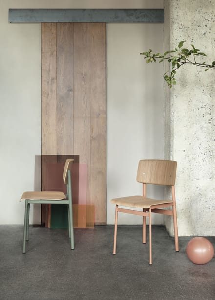 Muuto - Loft Stoel - eiken/ zwart - zonder armleuning - meerkleurig
