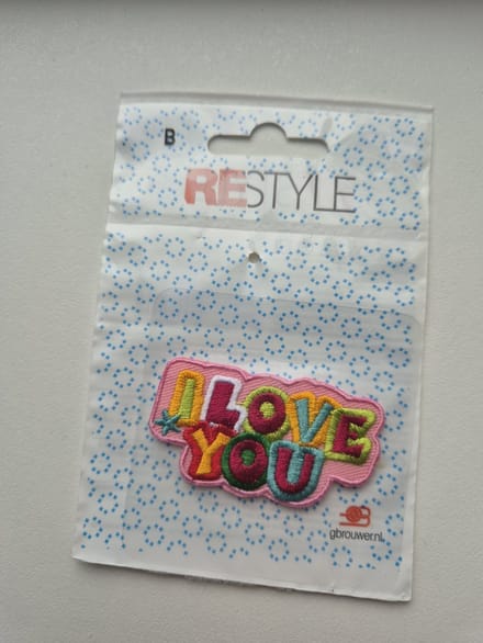 Restyle strijkapplicatie 'i love you'