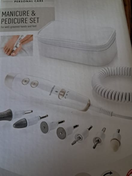 Silvercrest Manicure & Pedicure set - Beige/Wit - 7 Opzetstukken - 1 Opbergtas - Spiraalkabel - Netadapter