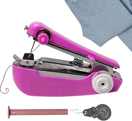 Hand Naaimachine - Draagbaar Apparaat - Kleding Repareren - Hittebestendig Metaal - 12 x 7 cm - Roze
