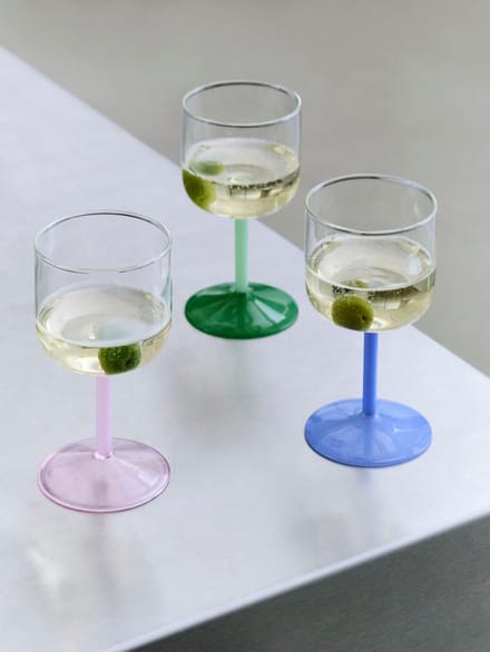 HAY - Tint wijnglas set van 2 - Helder, jade lichtroze en lichtroze