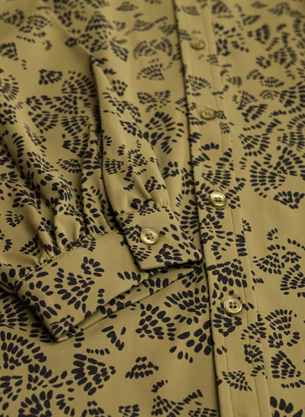 YEST CURVE Vedita Essential Tops - Avocado Green/Black - maat 1(48)