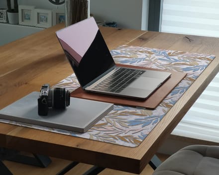 Coloray Bureau Onderlegger - Pastelbladeren Computer Mat - 100 cm x 50 cm - Veelkleurig Bureau Onderlegger - Bureau Pad - Bureau Mat - Bureaumat - Onderlegger Bureau