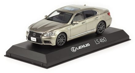 Lexus LS 460 'F Sport' - 1:43 - Kyosho