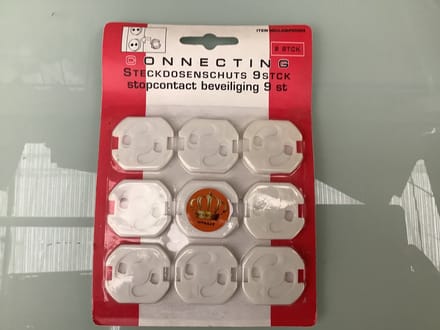 stopcontact beveiliging  9 stuks. Connecting. Kinderen beveiliging