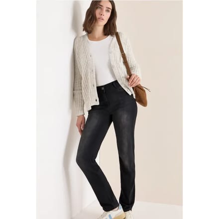 Straight Legs jeans