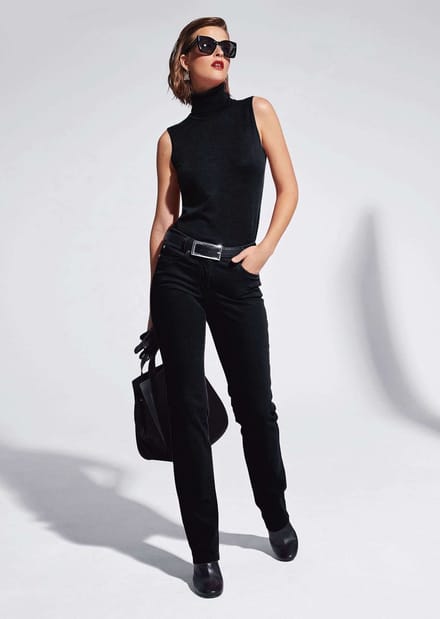 MADELEINE M-Jeans, Wijd M-jeans in recht model met logo-borduursel