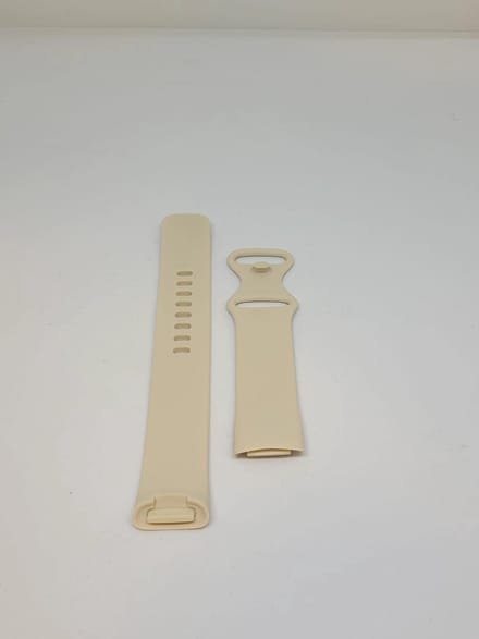 Jumada's - Siliconen bandje - Compatibel met Charge 56 - Maat ML - Kleur Ivory