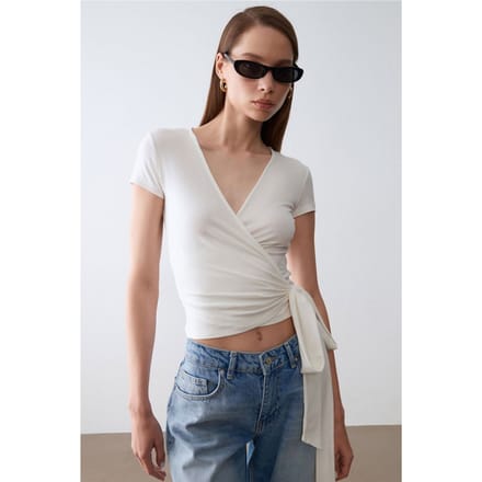 Crop Wrap Blouse met Strikdetail