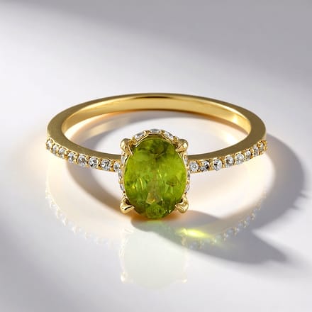 Madagascar sfeen 1.12ct 375 gouden ring, 0.22ct zirkoon accenten