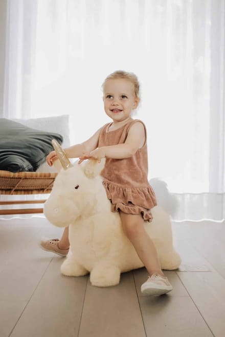 Wild & Soft Soft Bouncy Eenhoorn - 67xH53cm - Wit