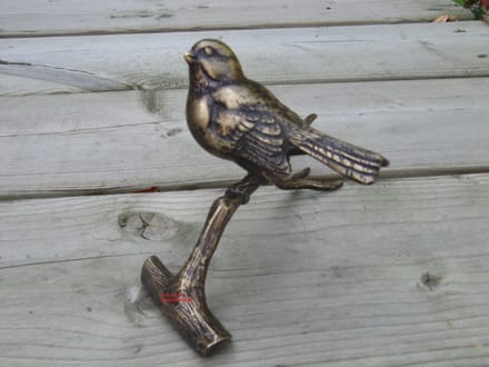 Bronzen Beeld Vogel op Tak