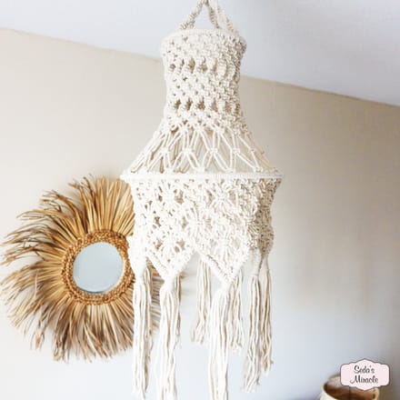 Macramé lamp, wit