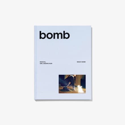 Illit - Bomb (CD) (MAGIC BOMB Version)