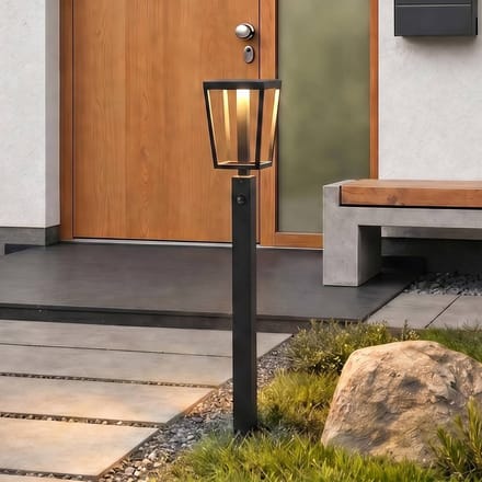 Lucande LED tuinpadverlichting Lynx, 95,5 cm, zwart, IP65, sensor