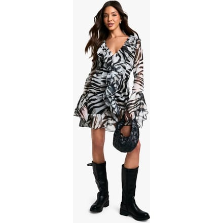 boohoo Dames Extreme Ruffle Chiffon Zebra Shift Jurk | Black | Maat: 10