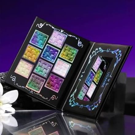 UCANBE  - Spirit Snake 10-Color Eyeshadow Palette 7g
