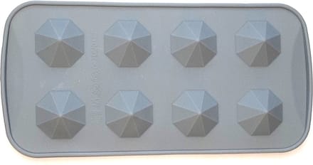 EIZOOK CHOCOLADE PRALINE KEGEL CONUS PIRAMIDE 8 21X10 CM