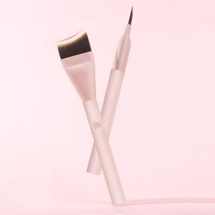 BLJ - Semi Sweet Peach Moon Shape Brush # Brush - 1pc