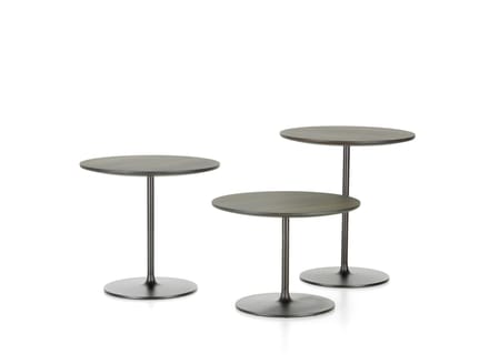 Vitra Occasional Low tafel - massief eiken donker gebeitst - Hoogte 55 cm