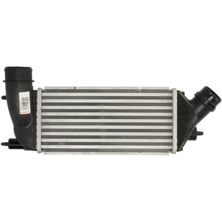Intercooler DENSO DIT07001