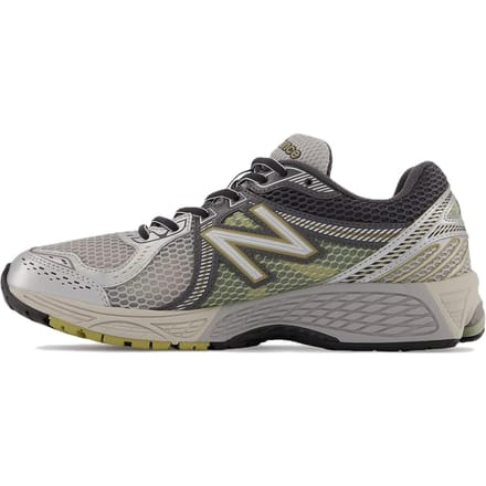 New Balance 860v2 Rain Cloud Magnet Baskets unisexes Blanc Phantom ML860KR2 45 gray